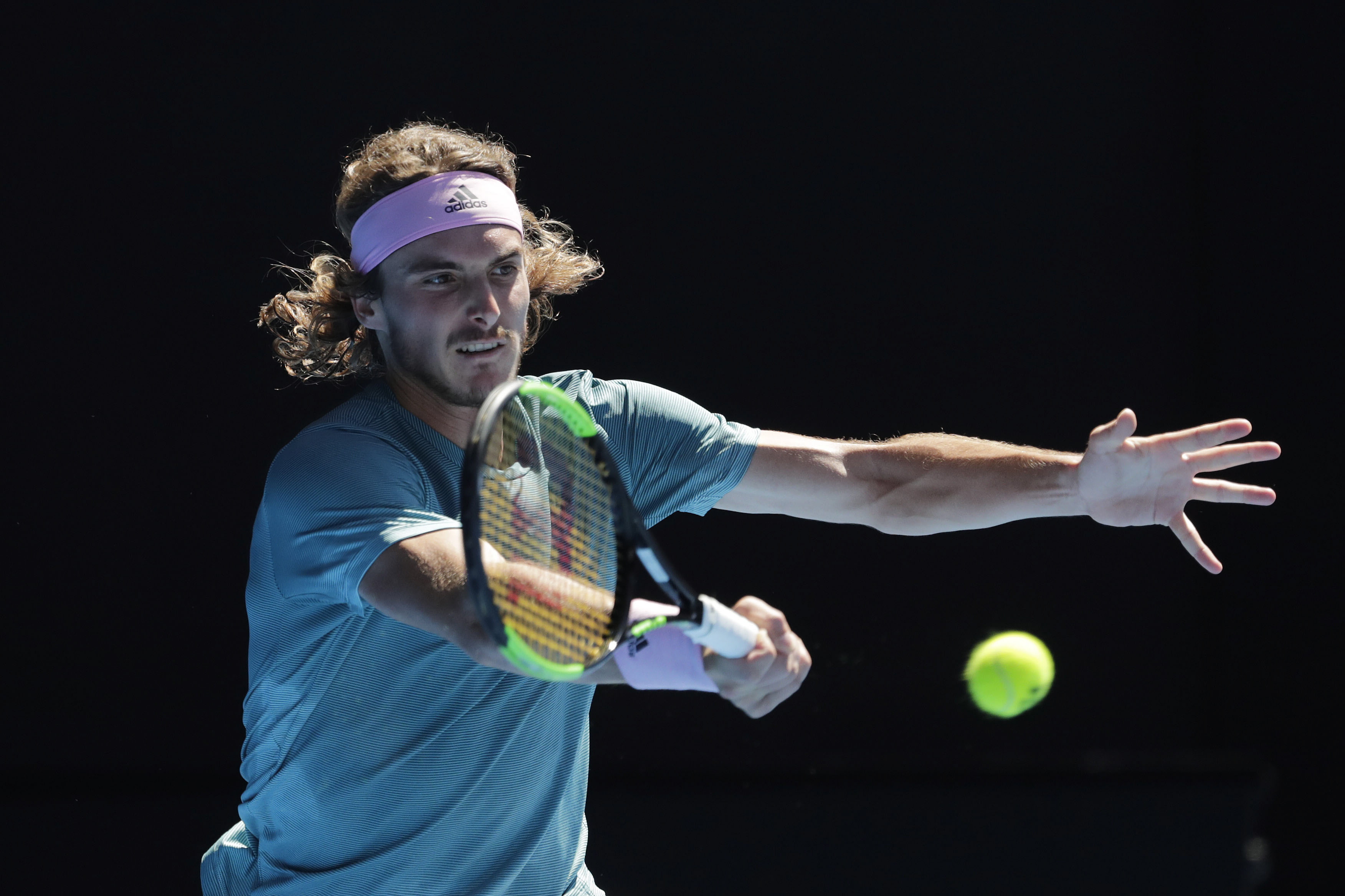 澳网力克年终总决赛,西西帕斯状态火热 澳网力克年终总决赛,西西帕斯状态火热