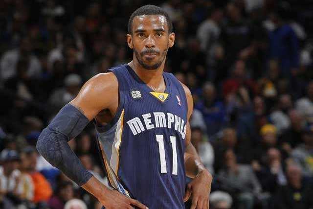 热火鏖战灰熊,易建联关键制胜 热火鏖战灰熊,易建联关键制胜