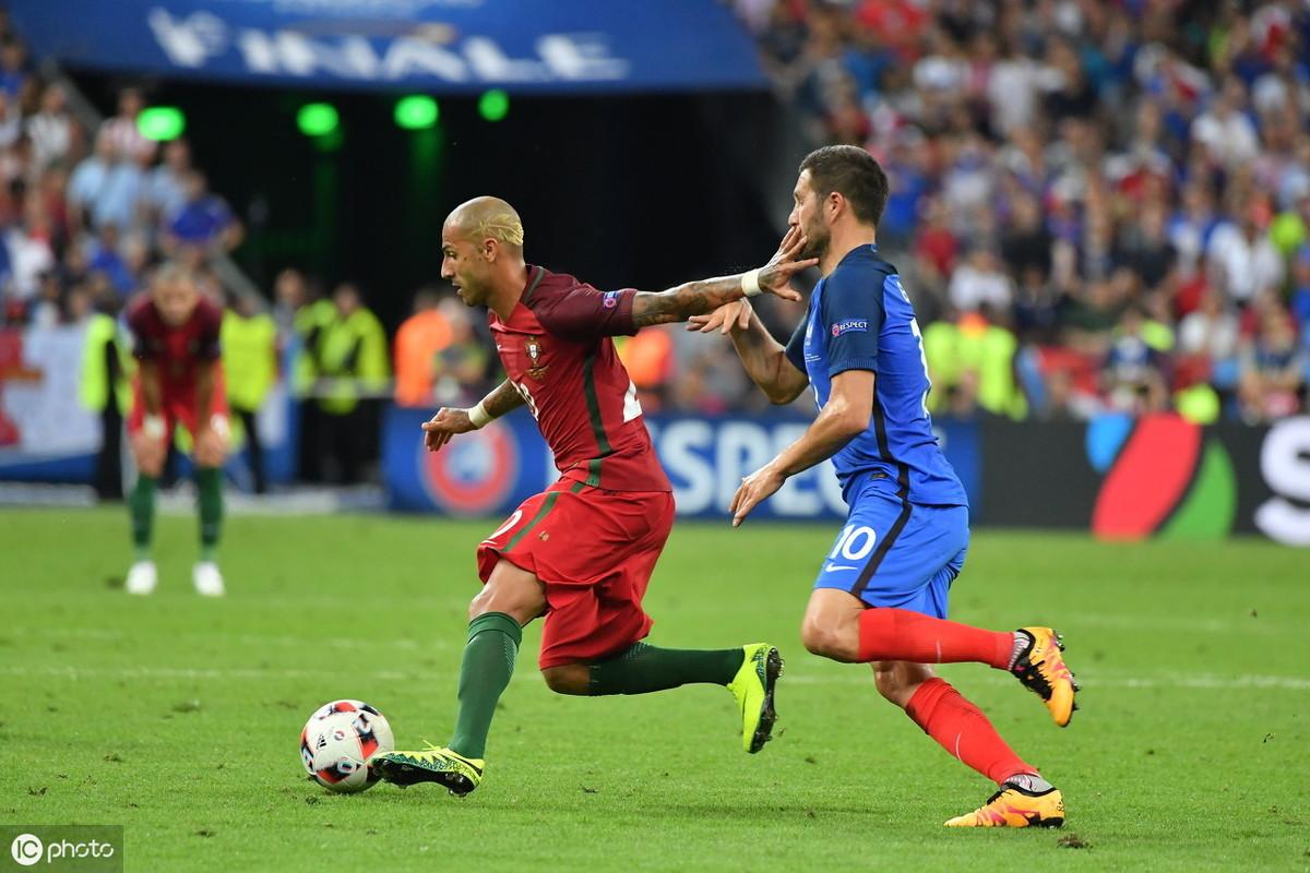 法国队碾压泰国队，黄鸭组合带队取胜