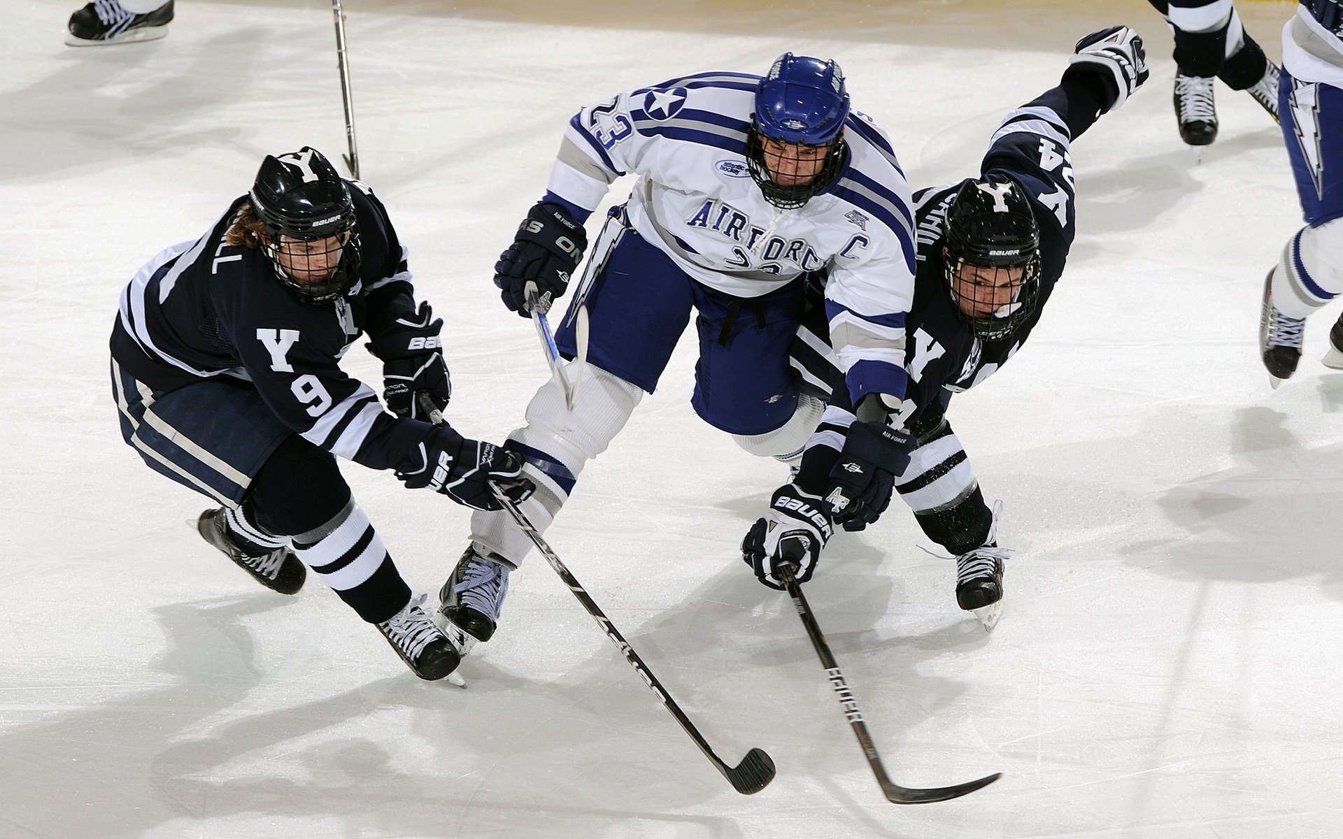 几何的杀戮，当格列兹曼的跑位遇见F1弯道