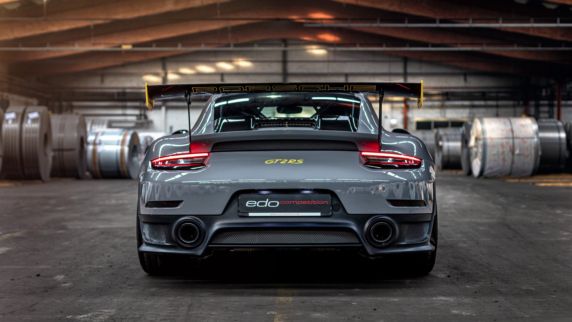 当北欧神话遭遇混凝土长城，伊布的芭蕾与英格兰的锁链