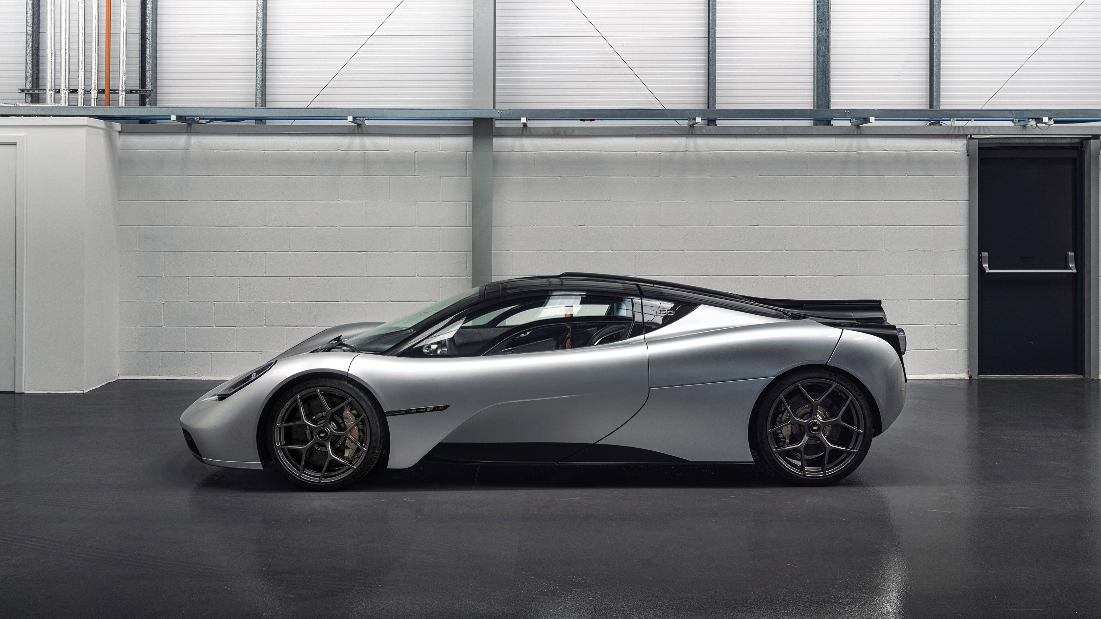 爱游戏官网-跨界爆冷！雄鹿队意外战胜山西队，美加墨世界杯焦点战前夕的体育狂欢