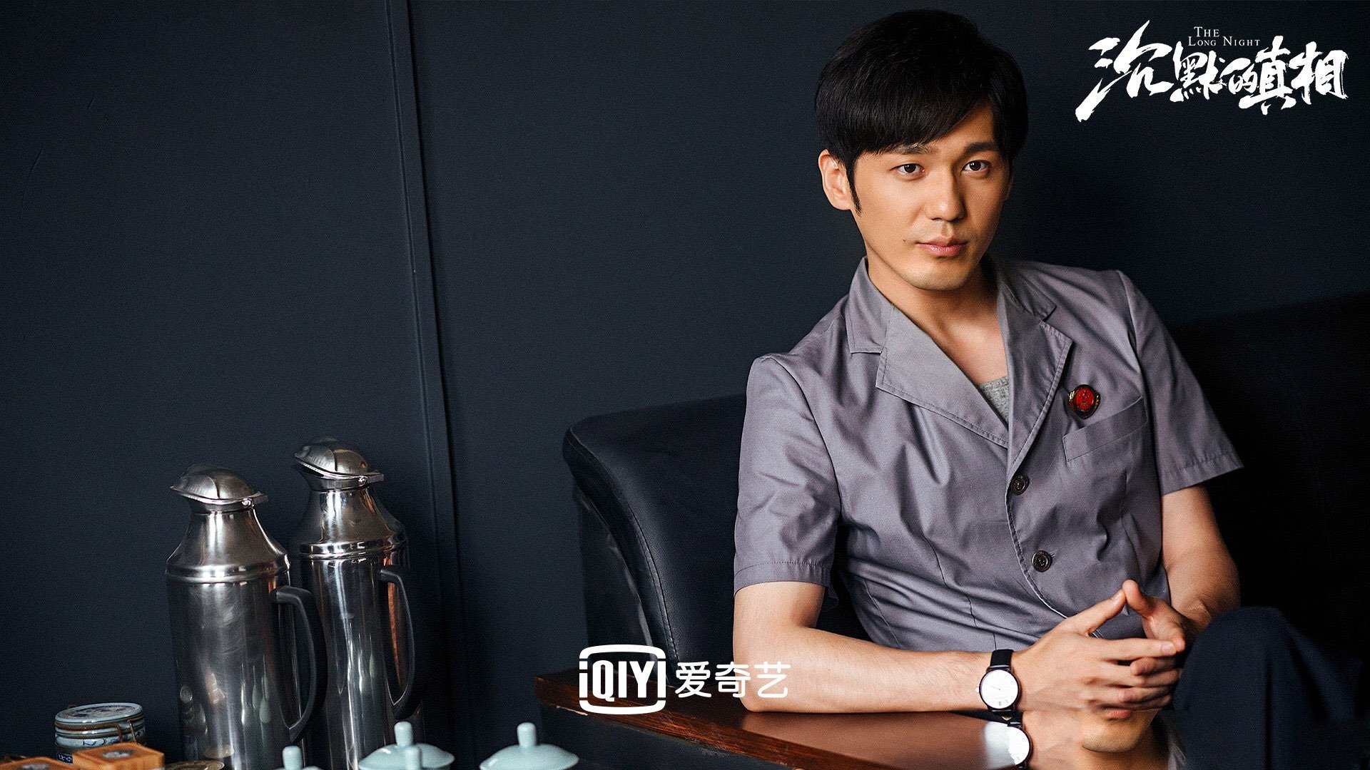 爱游戏官方入口-德比之夜与孤星闪耀，当伯纳乌的声浪遇见布克的无声风暴